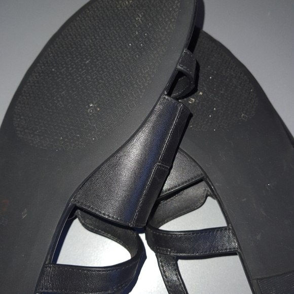 Tory Burch Miller Serif Slides - Picture 4 of 6